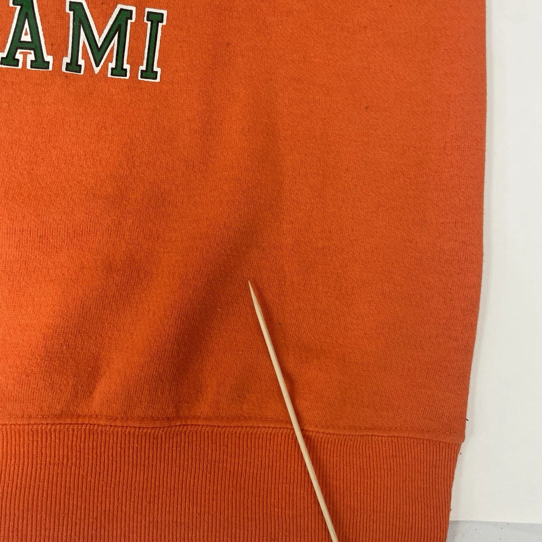 Vintage University of Miami Crest Crewneck Sweatshirt Size Medium 80s