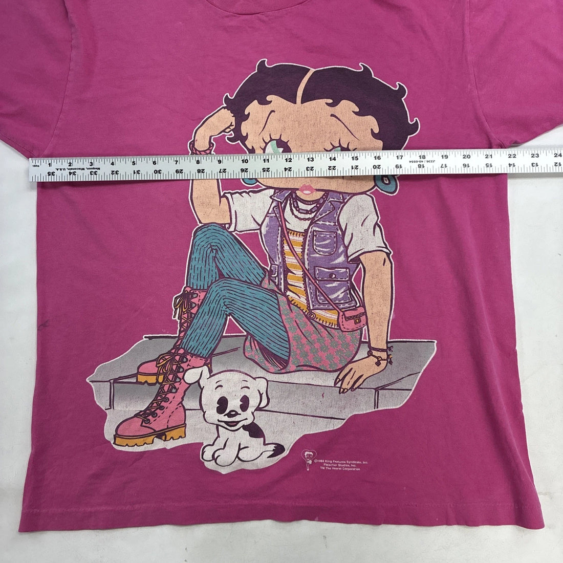 Vintage Betty Boop T-Shirt Size Medium Pink 1994 90s