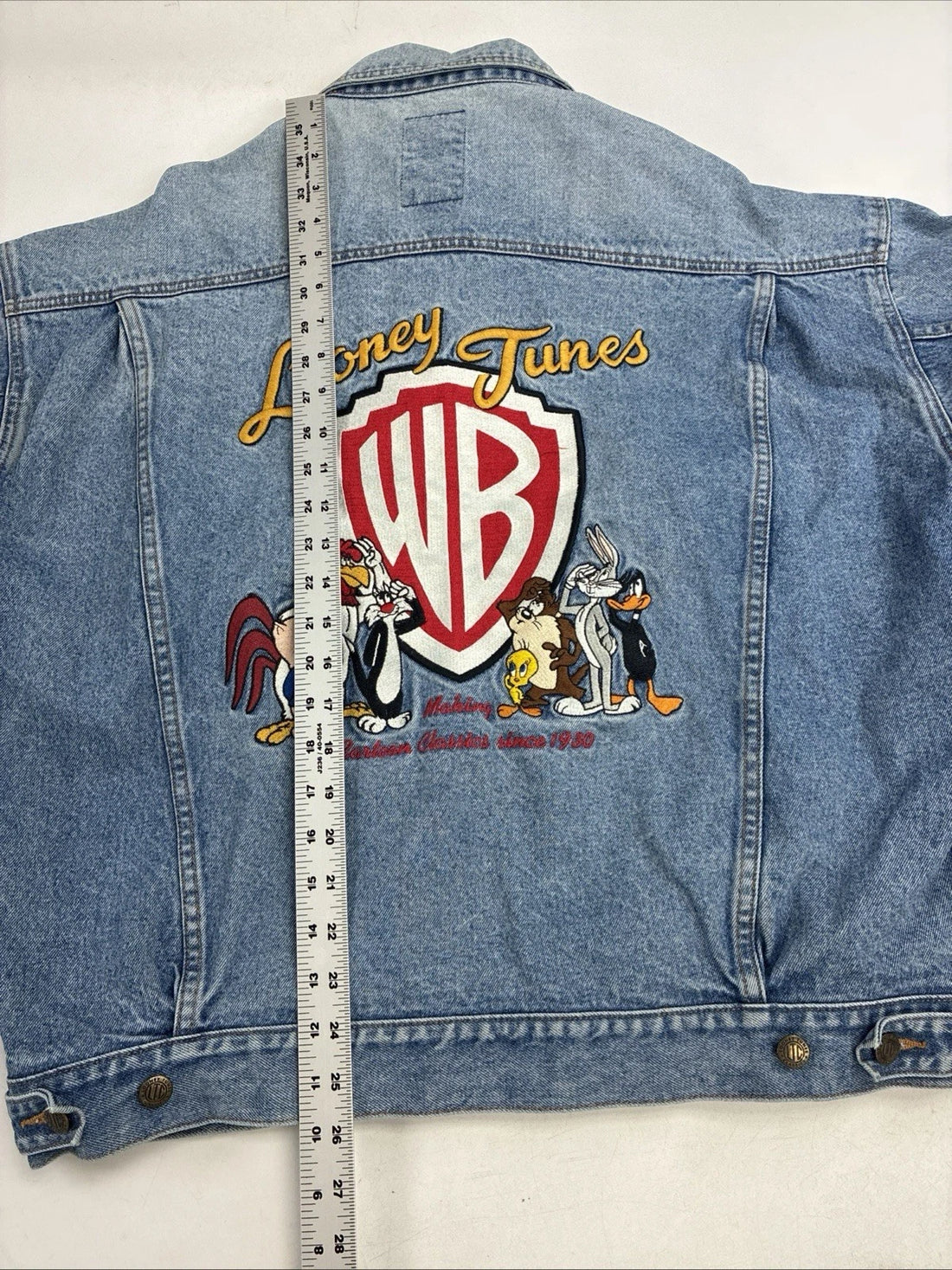 Vintage Looney Tunes Denim Jacket Size Large