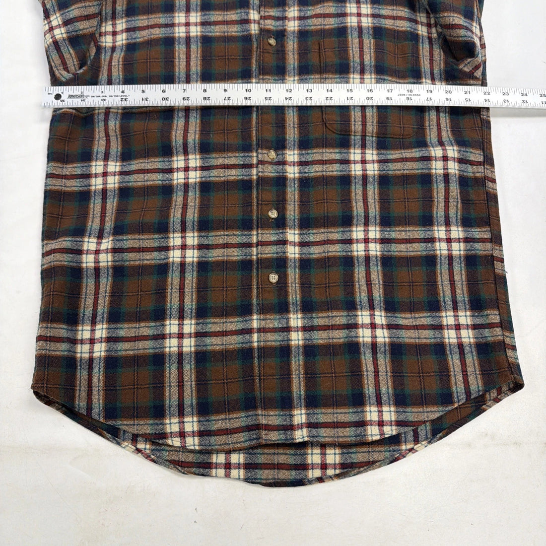 Vintage Pendleton Wool Lodge Button Up Shirt Size Medium Plaid