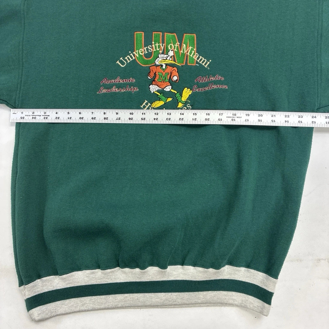 Vintage Miami Hurricanes Crewneck Sweatshirt Size XL 90s NCAA