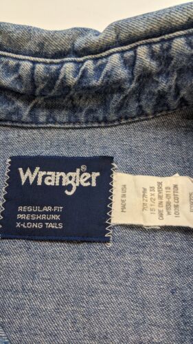 Vintage Wrangler Western Denim Pearl Snap Shirt Size 15 1/2 33