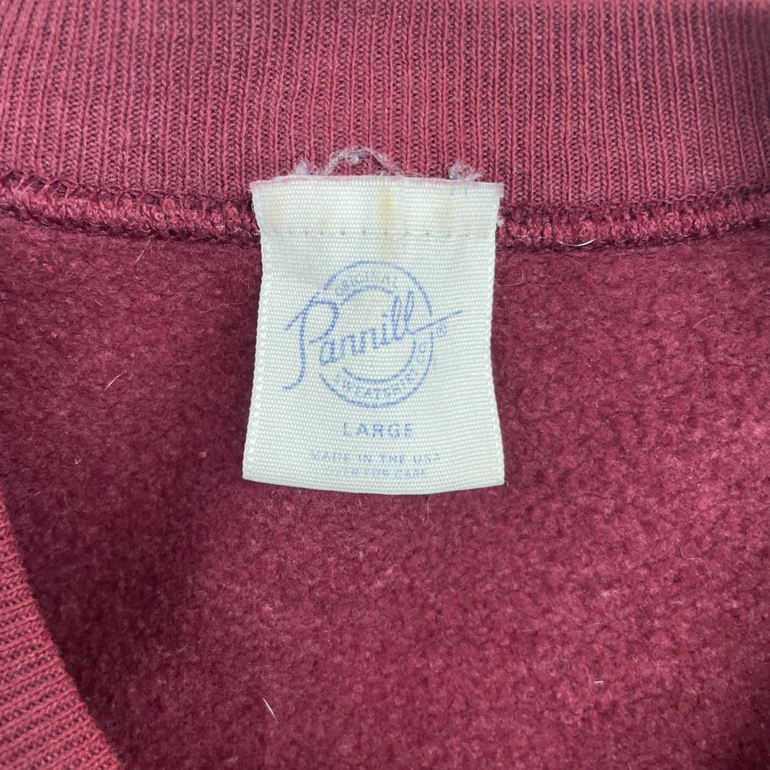 Vintage UMD Bulldogs Crewneck Sweatshirt Size Large 80s 90s NCAA