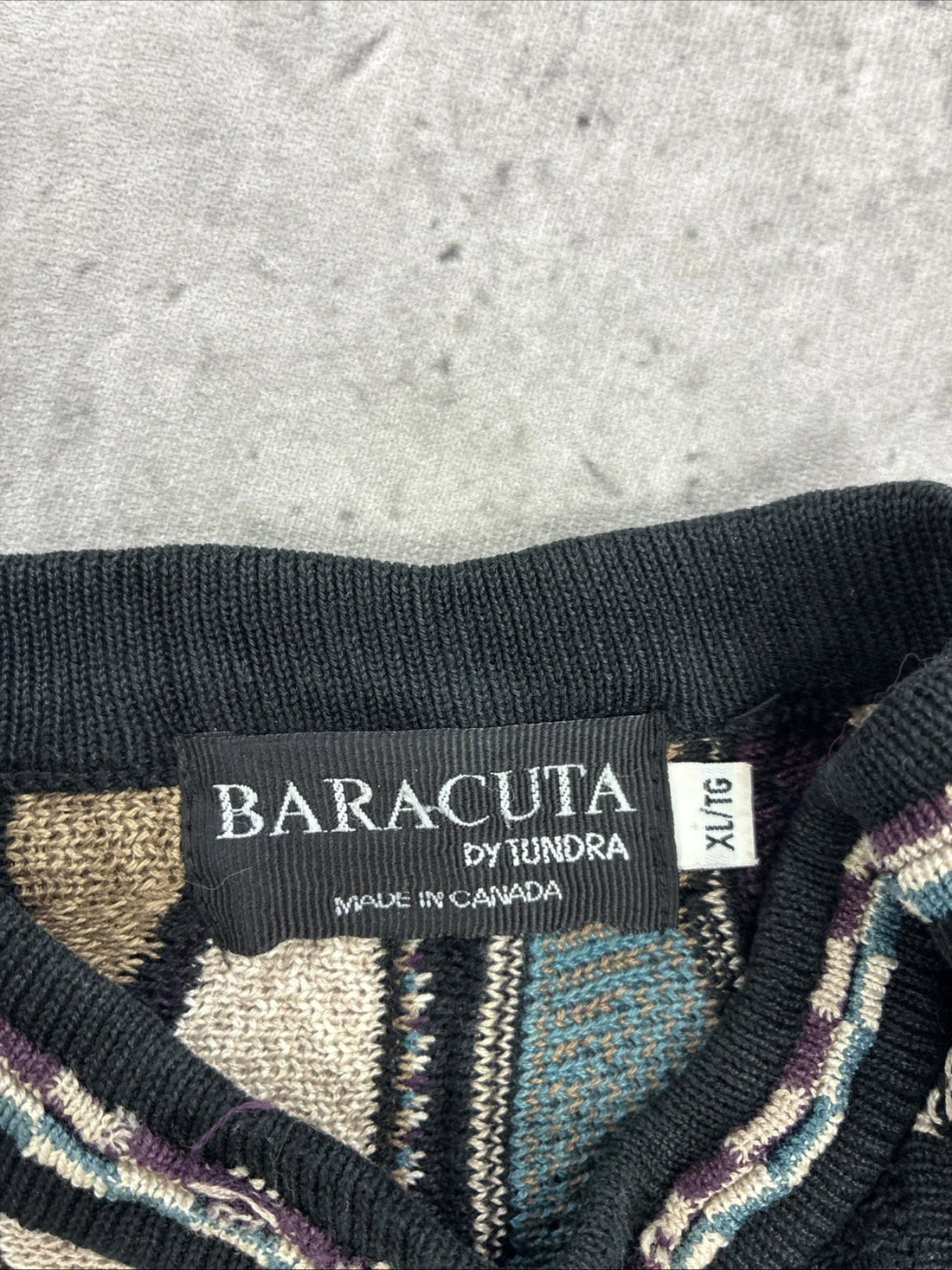 Tundra Baracuta 3D Knit Crewneck Sweater Size XL
