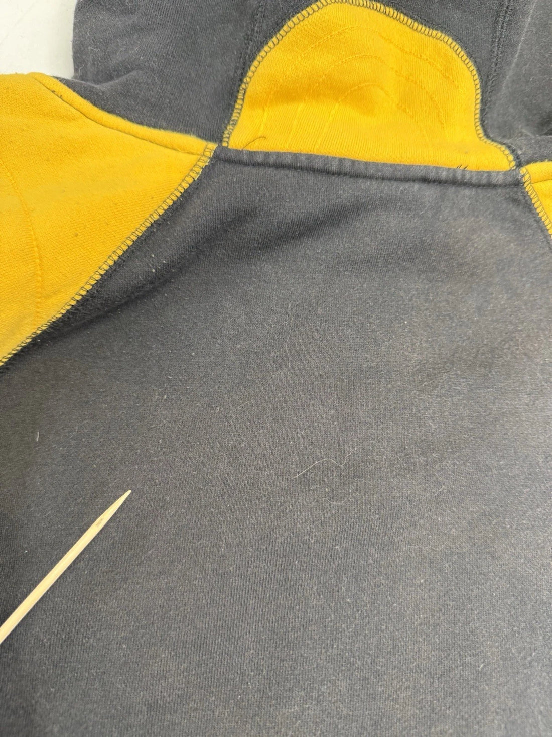 Iowa Hawkeyes Nike Sweatshirt Hoodie Size Large NCAA