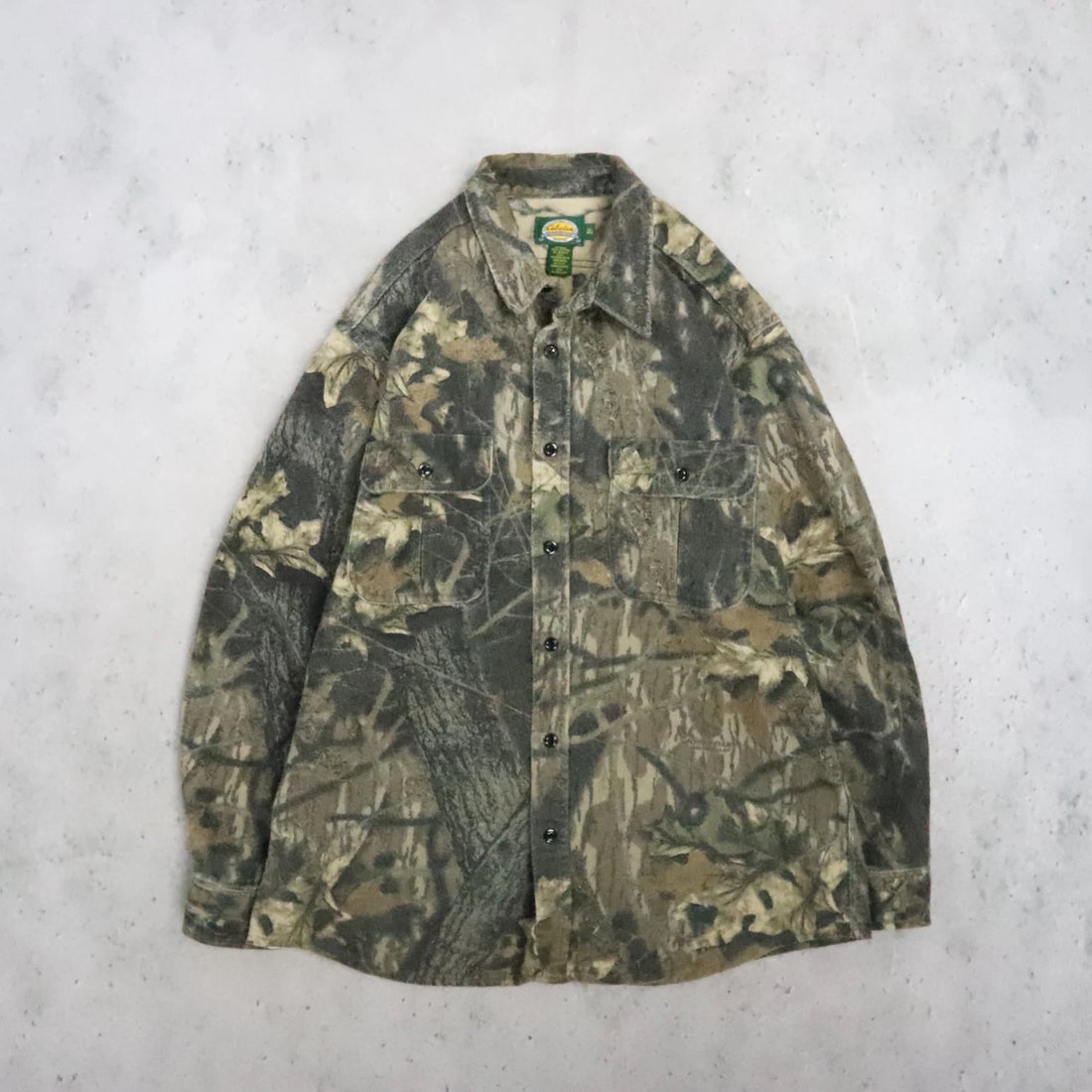 Vintage Cabela's Mossy Oak Camo Button Up Shirt Size XL