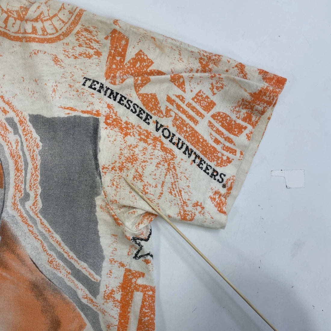 Vintage Tennessee Volunteers Football T-Shirt Size Large All Over Print 90s NCAA