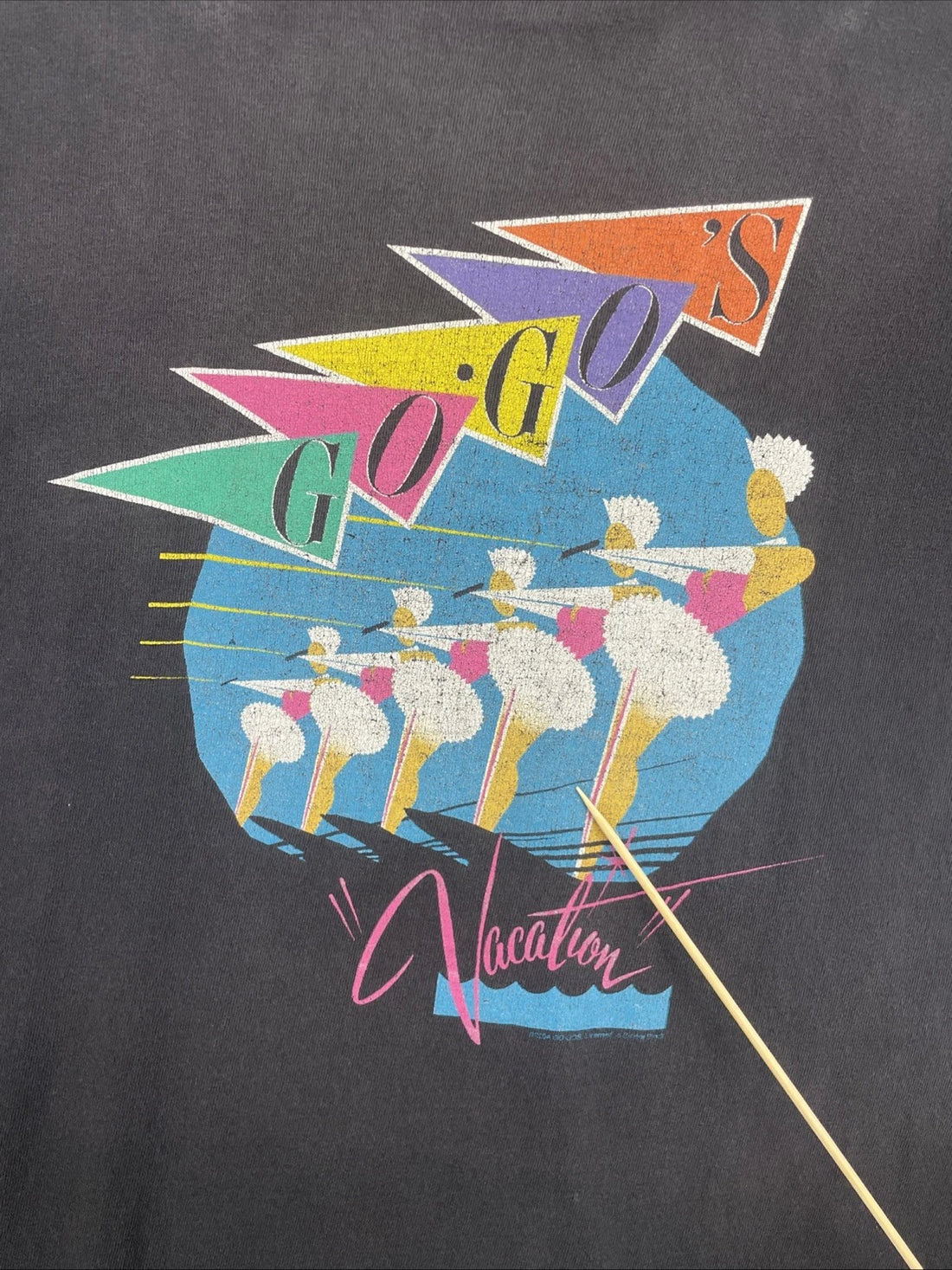 Vintage Gogo's Vacation Cinderblock T-Shirt Size Large