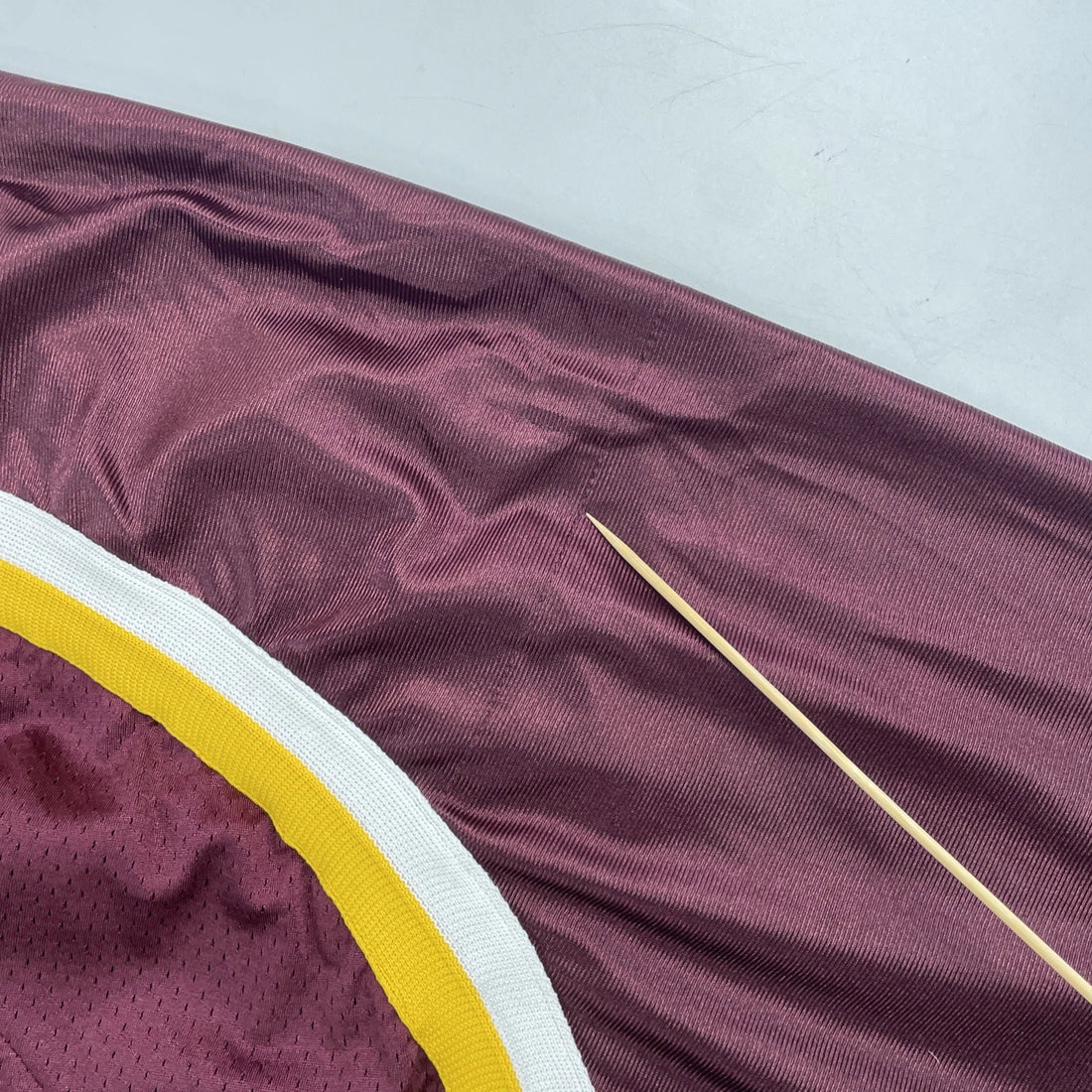 Vintage Minnesota Golden Gophers Hockey Jersey Size Large WCHA NCAA