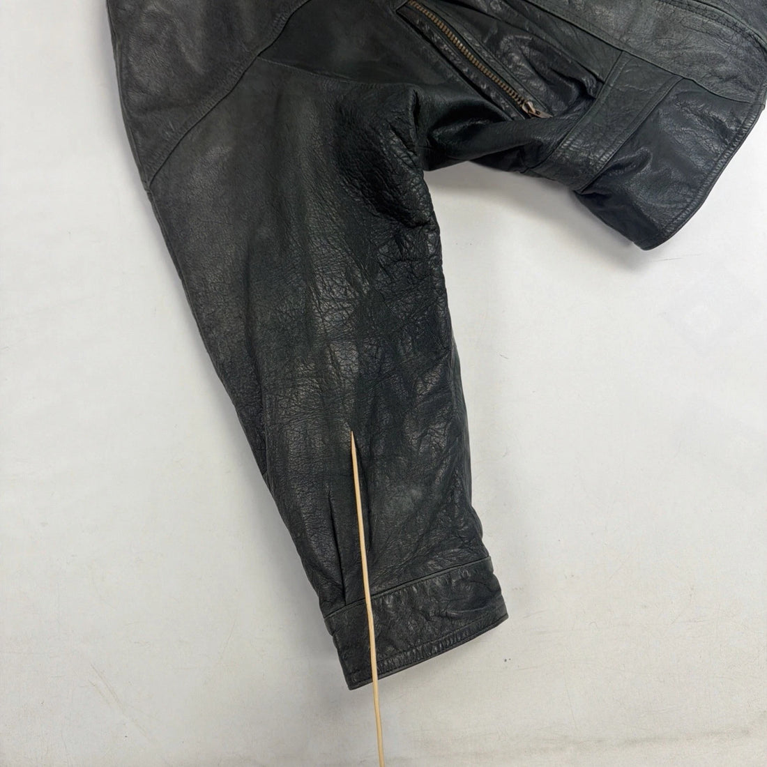 Vintage Wilsons Adventure Bound Leather Jacket Womens Size Large