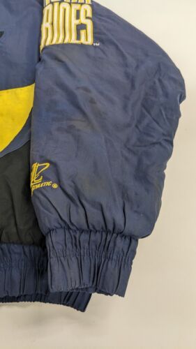 Vintage Michigan Wolverines Shark Tooth Logo Athletic Jacket Size Medium NCAA