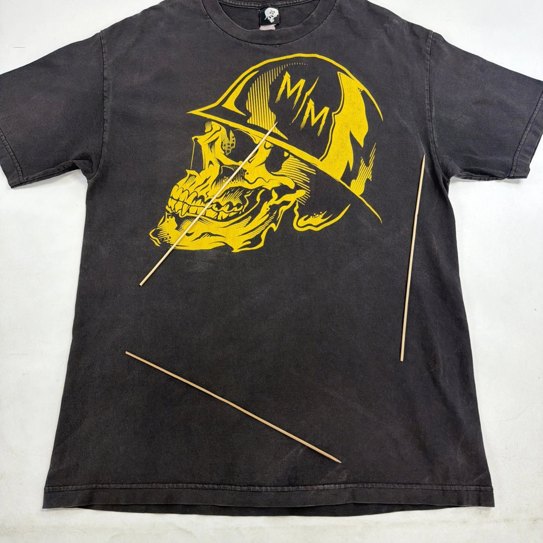 Metal Mulisha T-Shirt Size XL Yellow Skull