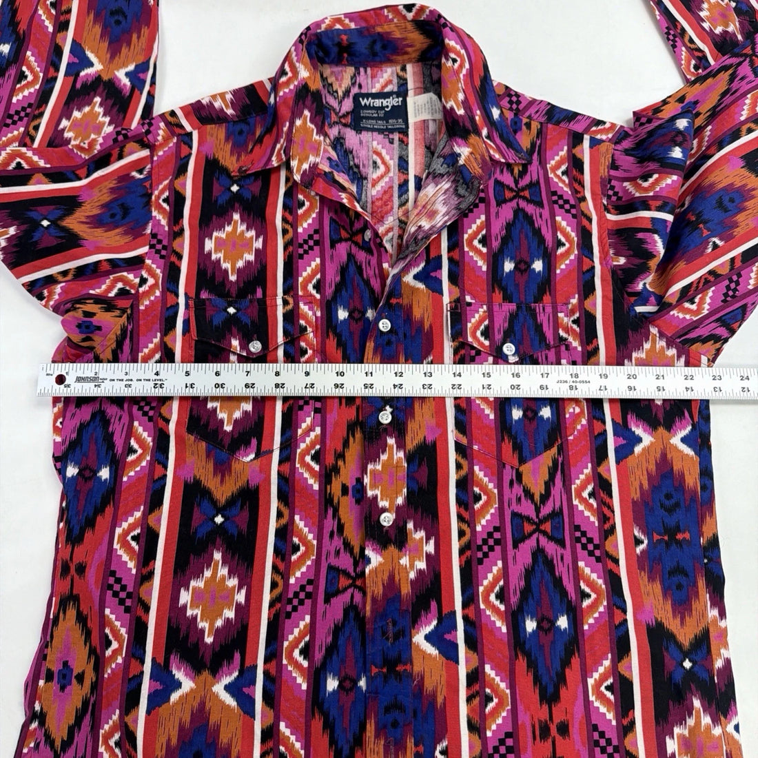 Vintage Wrangler Western Aztec Button Up Shirt Size 16 1/2 35