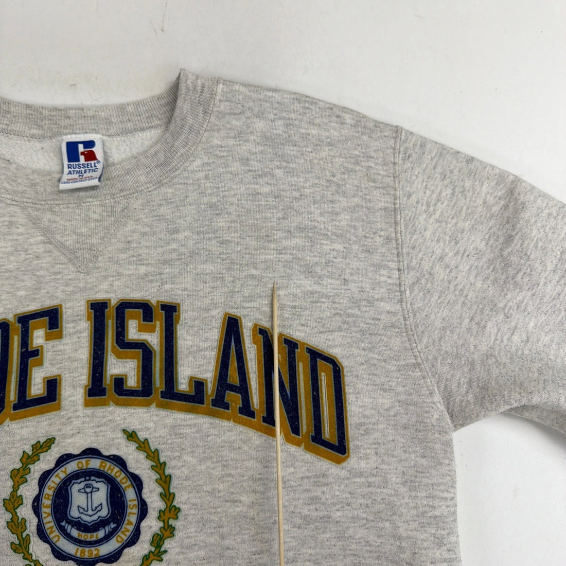 Vintage Rhode Island Russell Athletic Crewneck Sweatshirt Size Medium 90s