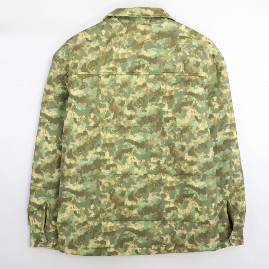 The North Face Camo Jacket Size Medium