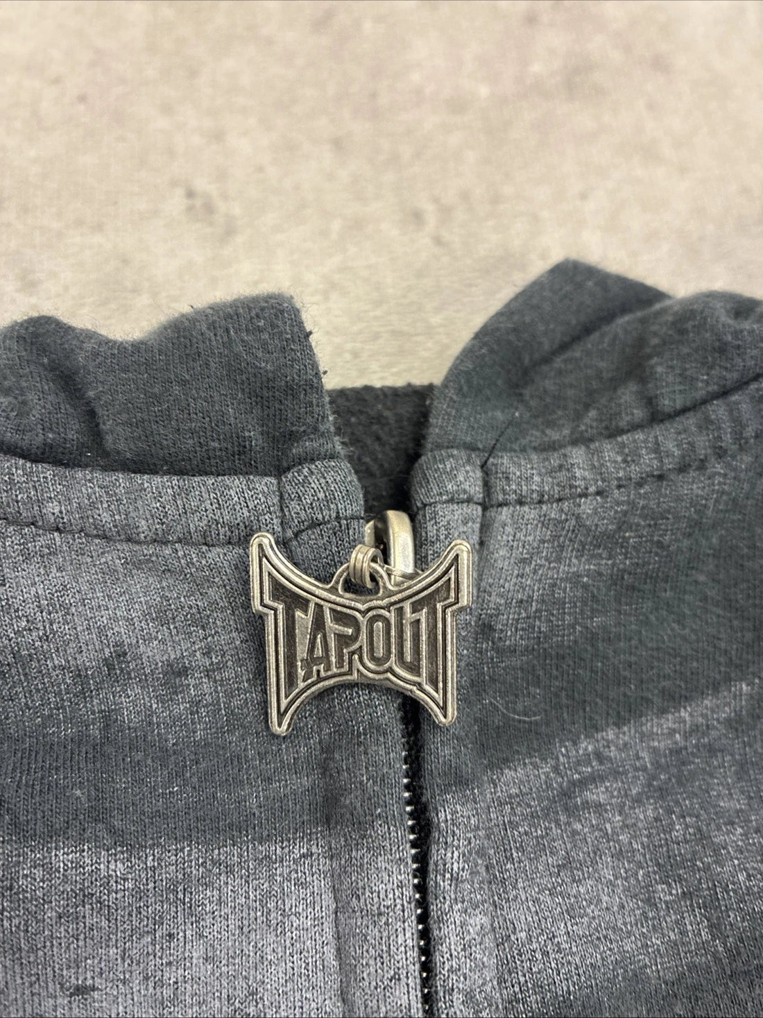 Tapout Full Zip Sweatshirt Hoodie Size XL Y2K