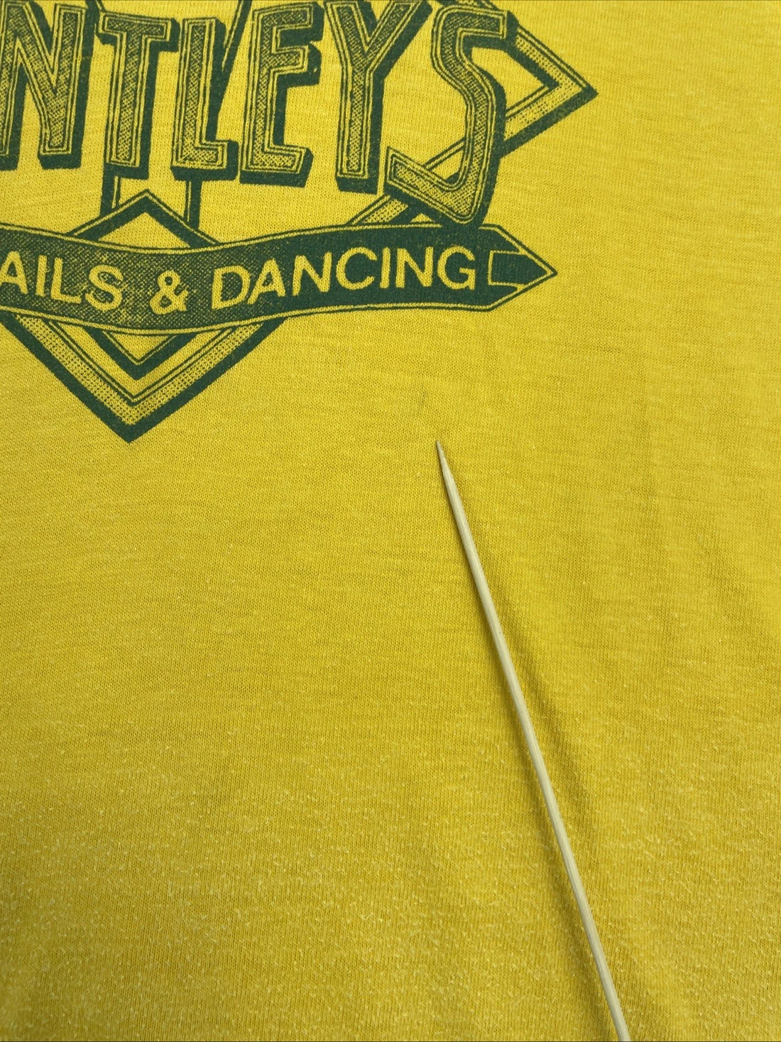 Vintage PM Bentleys Cocktails & Dancing T-Shirt Size Large 42-44