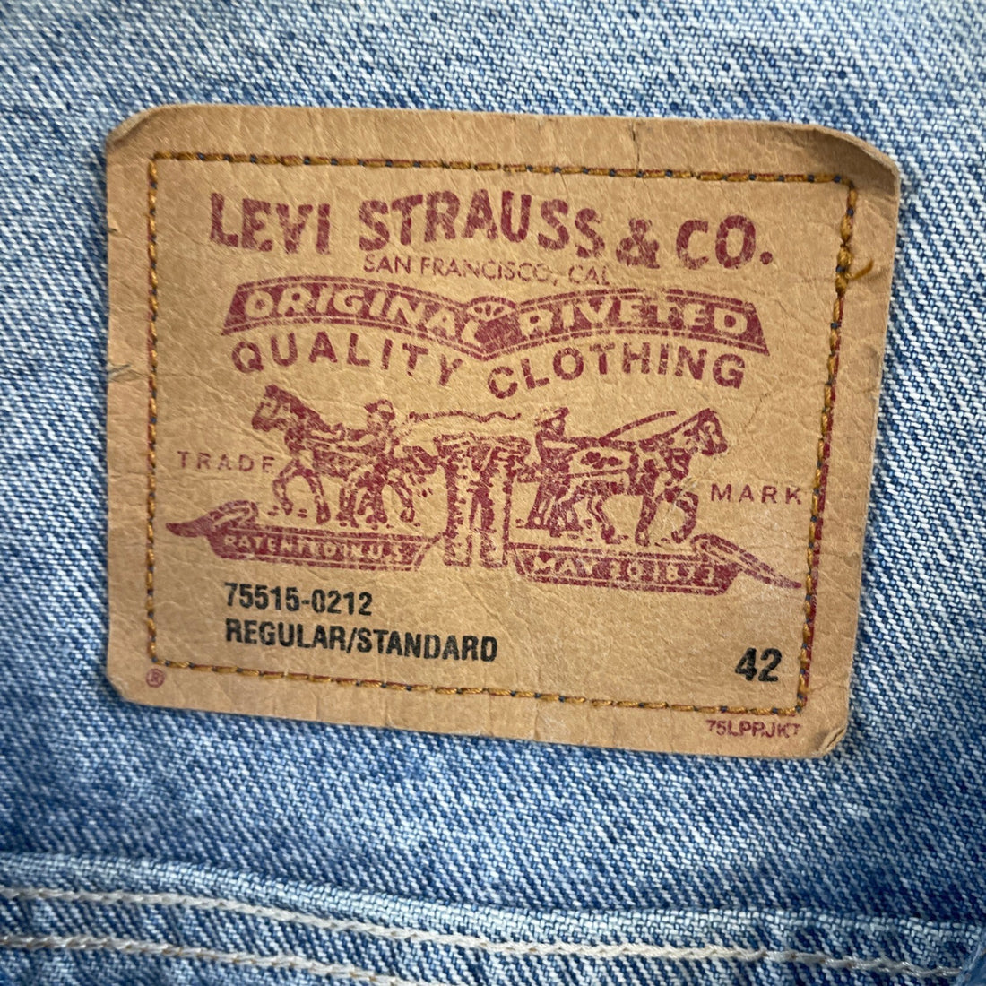 Vintage Levi's Denim Trucker Jacket Size 42 Orange Tab