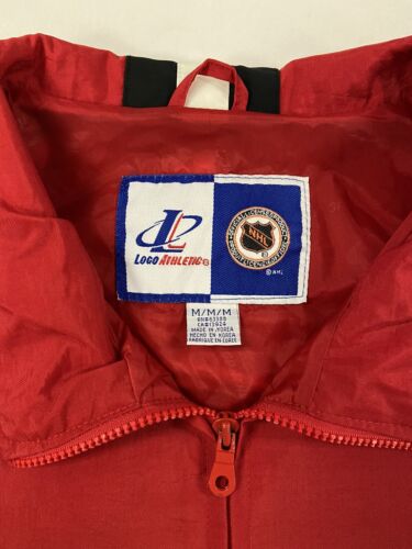 Vintage Chicago Blackhawks Logo Athletic Windbreaker Jacket Size Medium Red NHL