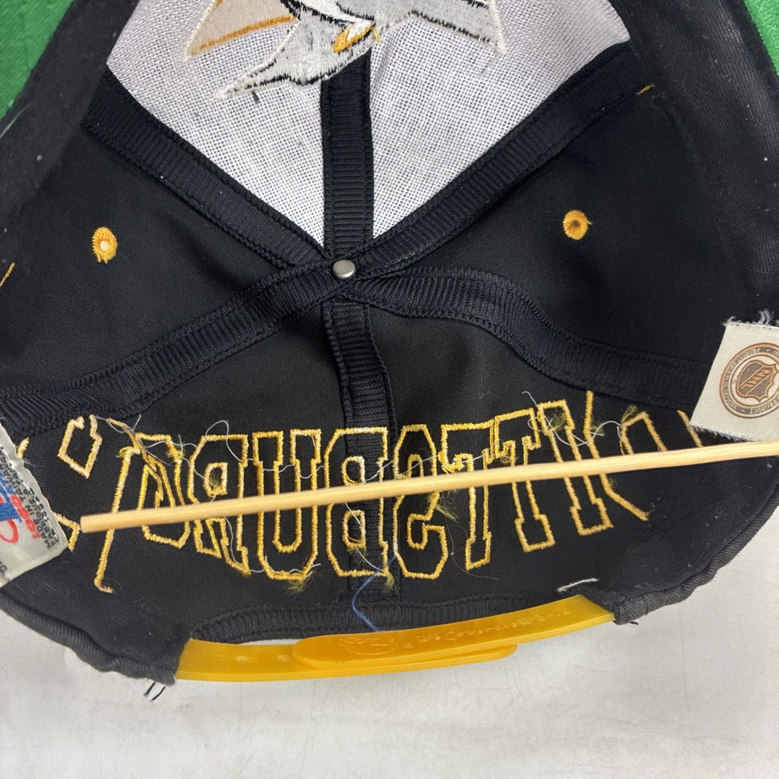 Vintage Pittsburgh Penguins Blockhead Logo Athletic Snapback Hat OSFA NHL