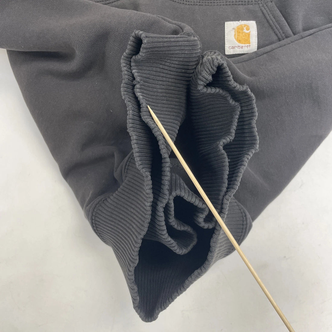 Carhartt Pullover Sweatshirt Hoodie Size Medium Black