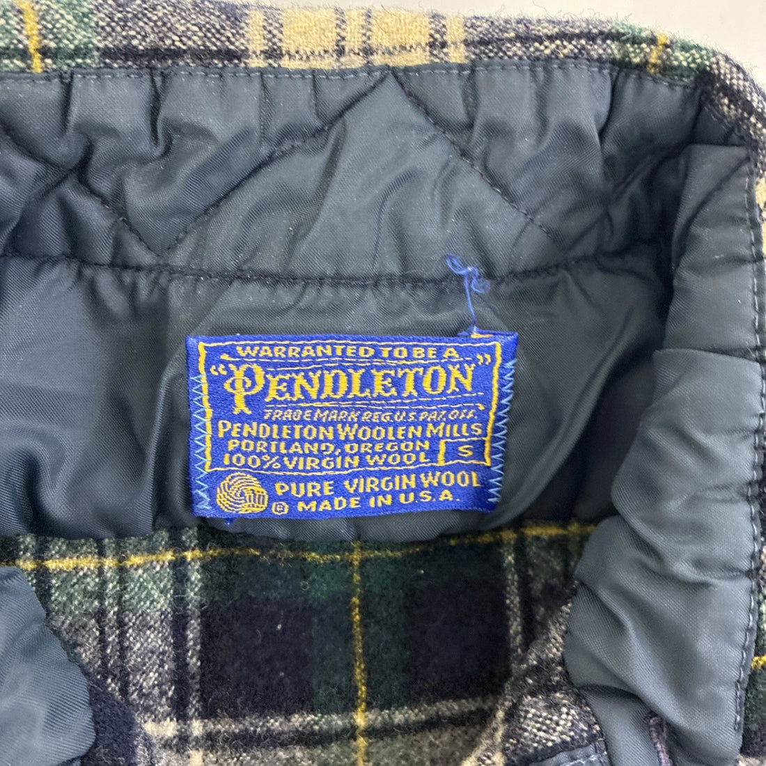 Vintage Pendleton Wool Lodge Button Up Shirt Size Small