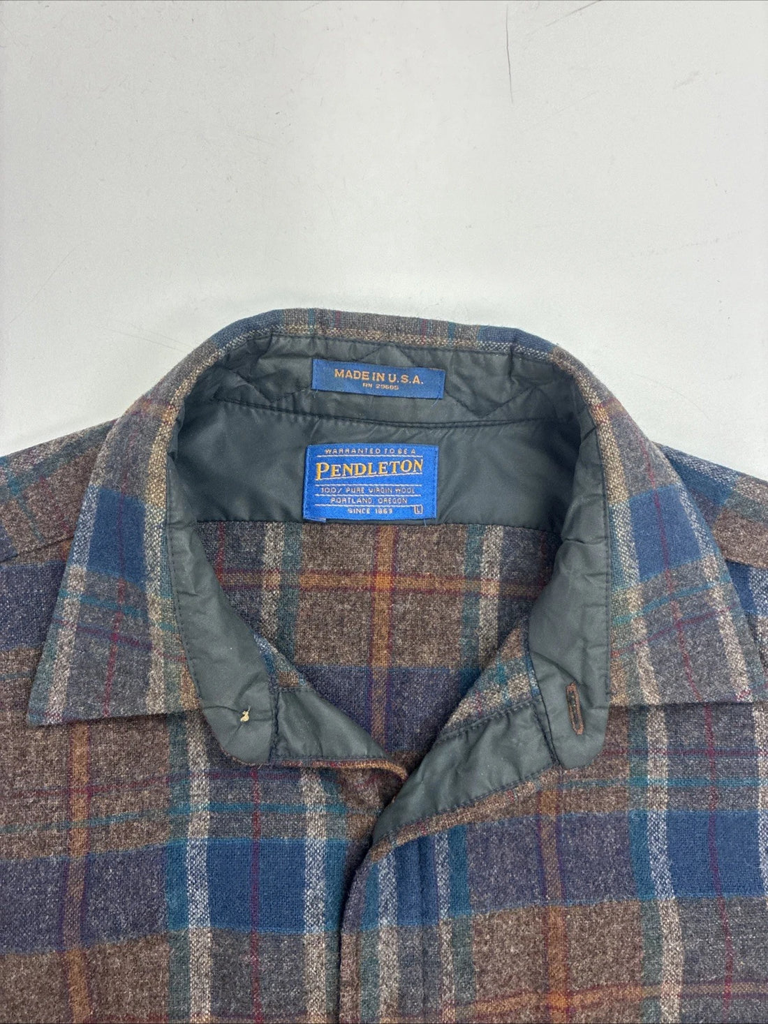 Vintage Pendleton Wool Lodge Button Up Shirt Size Large Plaid