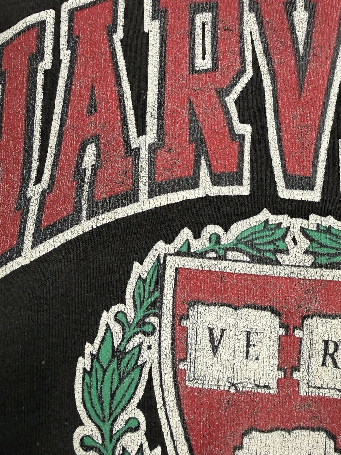 Vintage Harvard Crimson Crest Crewneck Sweatshirt Size Large 80s 90s NCAA