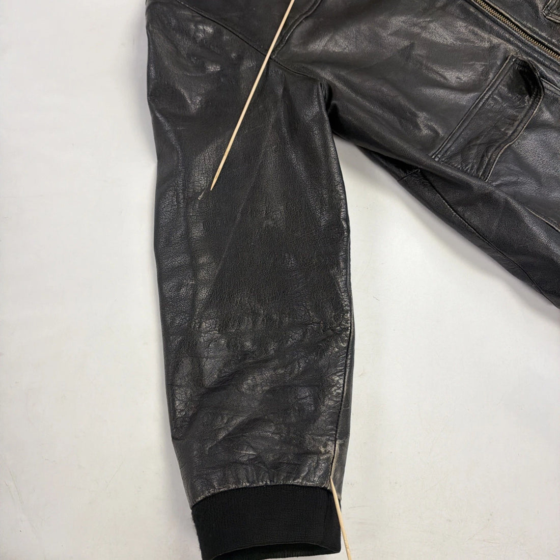 Vintage Cherokee Leather Bomber Jacket Size Large Black