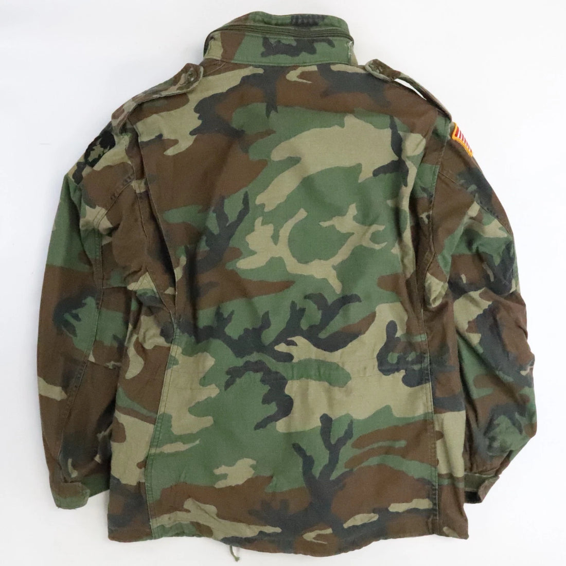 U.S. Army Military Cold Weather Camo Field Coat Jacket Size Medium Short