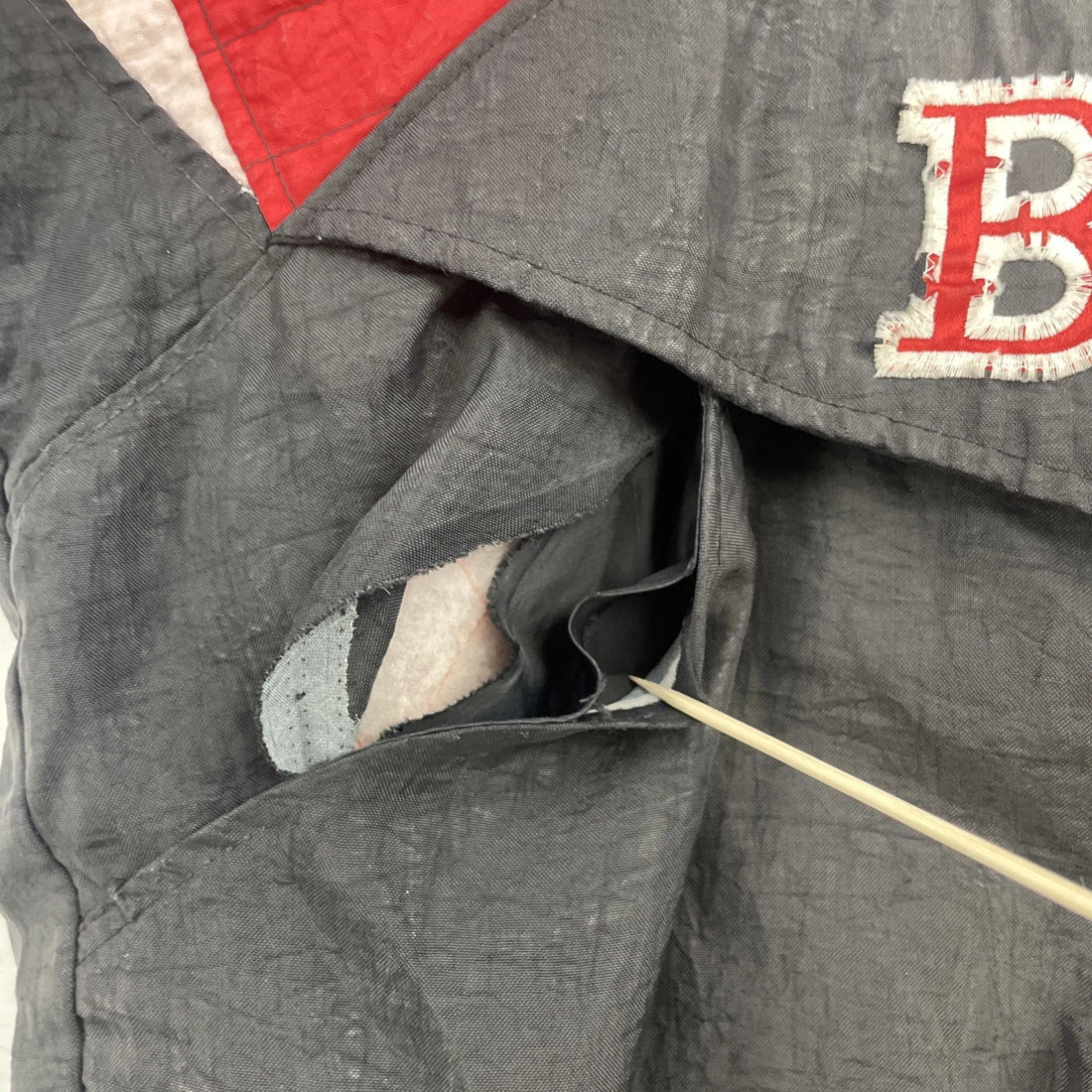 Vintage Chicago Bulls Starter Puffer Jacket Size Medium NBA