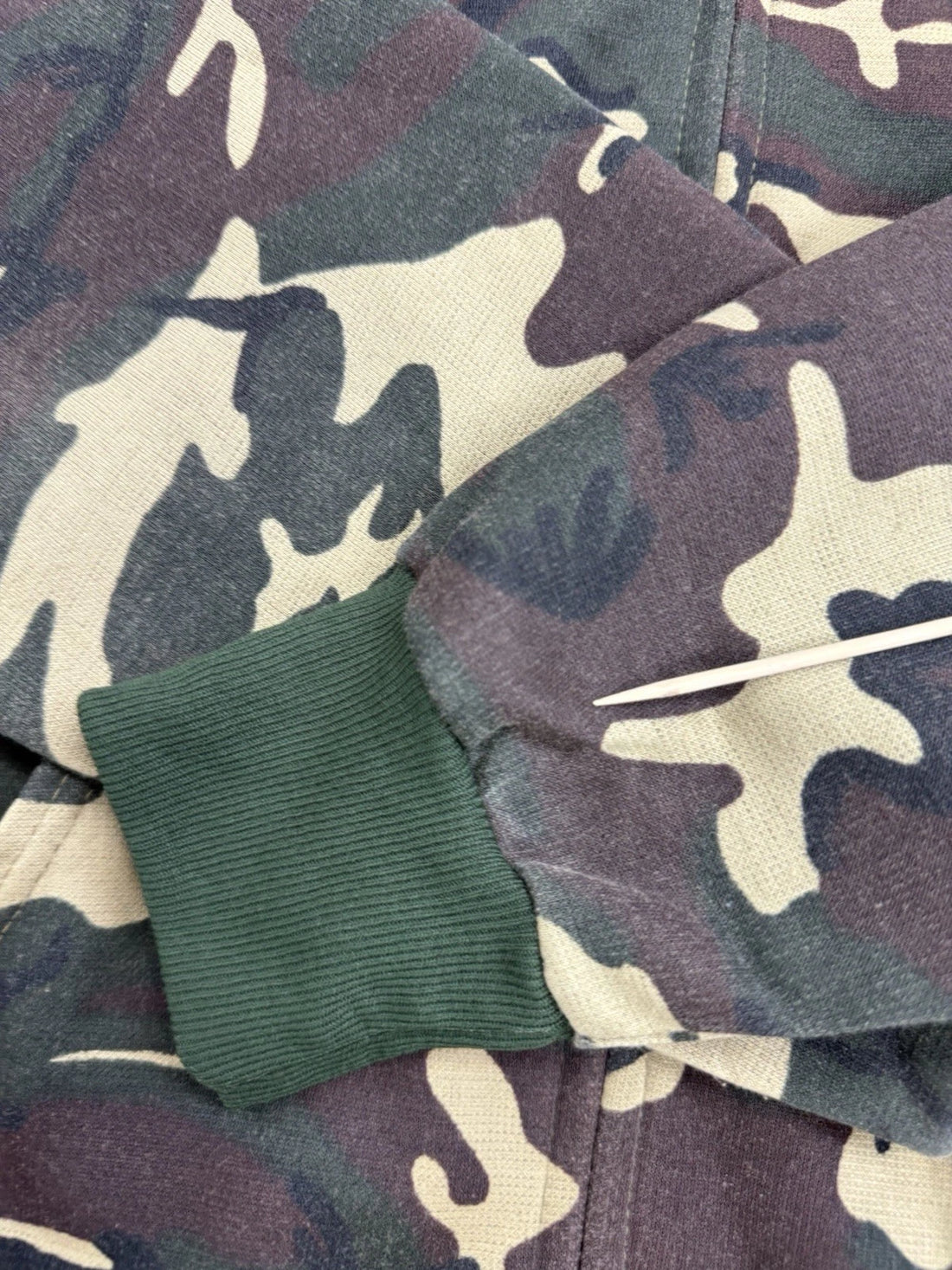 Vintage Camo Full Zip Sweatshirt Hoodie Size Medium Waffle Lined