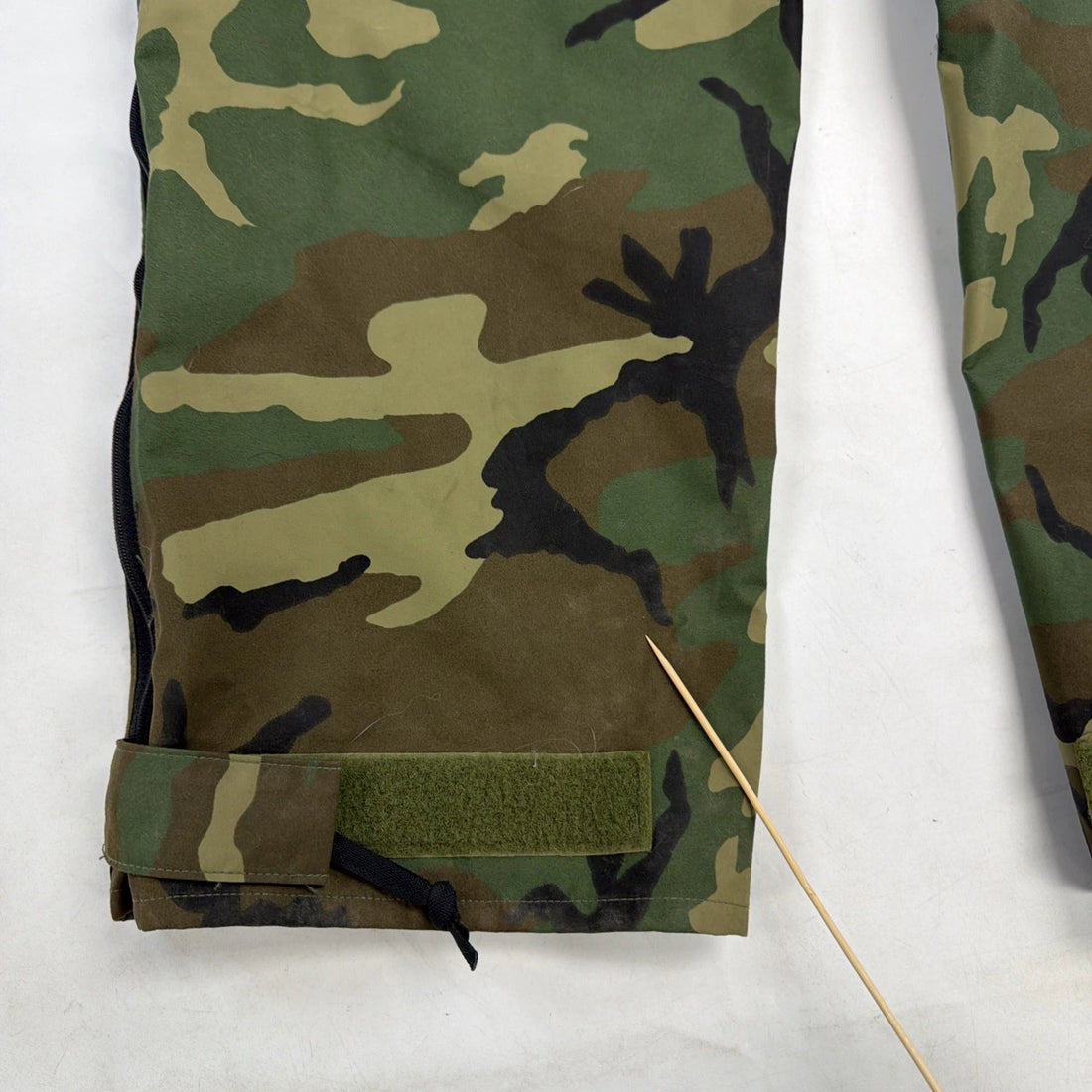 Vintage Woodland Camo Nylon Cold Weather Trousers Pants Size Large