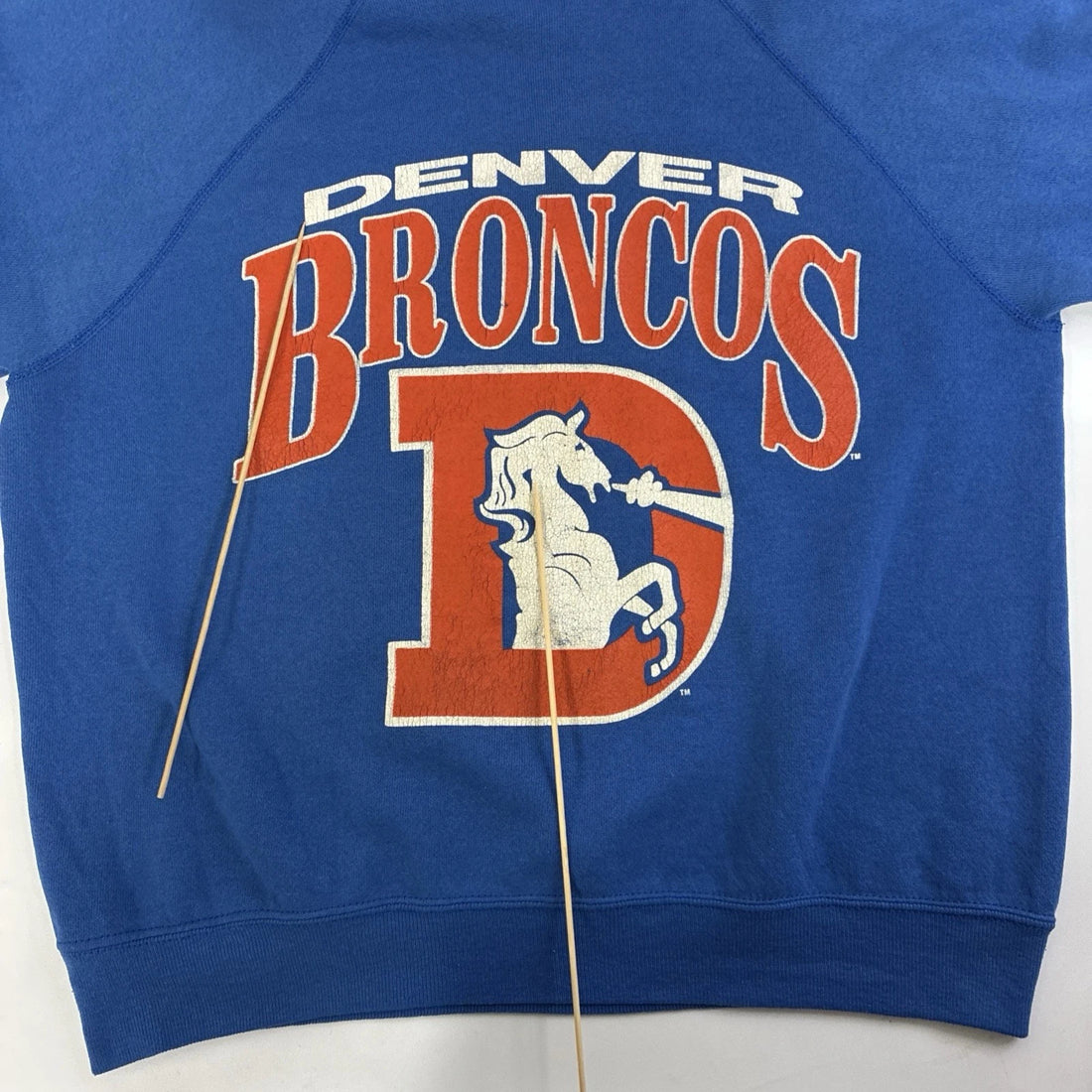 Vintage Denver Broncos Sweatshirt Crewneck Size Medium NFL