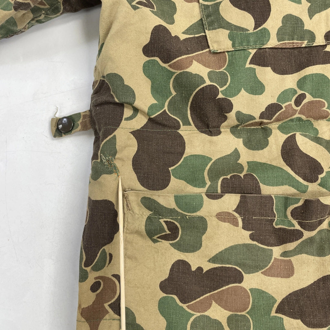 Vintage Camo Puffer Jacket Size XL Insulated