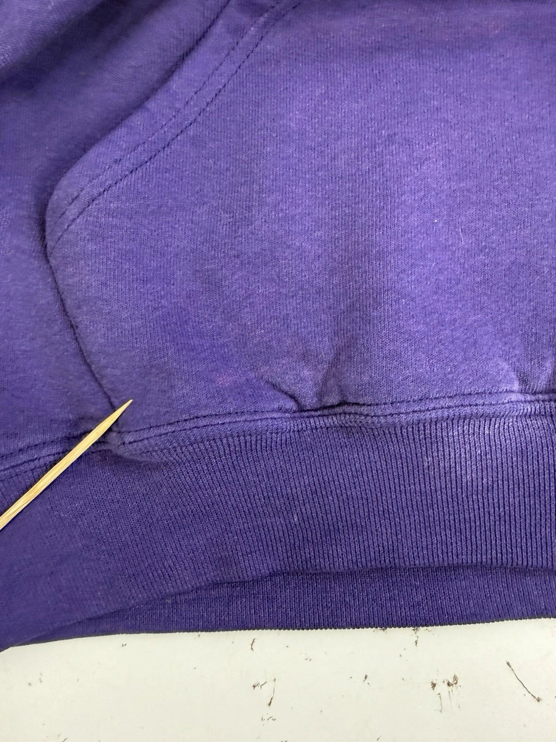 Vintage East Carolina Russell Athletic Sweatshirt Hoodie Size Medium Purple