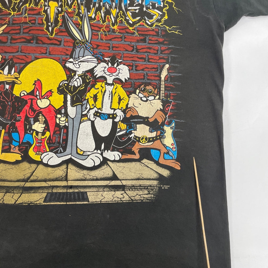 Vintage Looney Tunes Metal Tunes T-Shirt Size XL 1993 90s