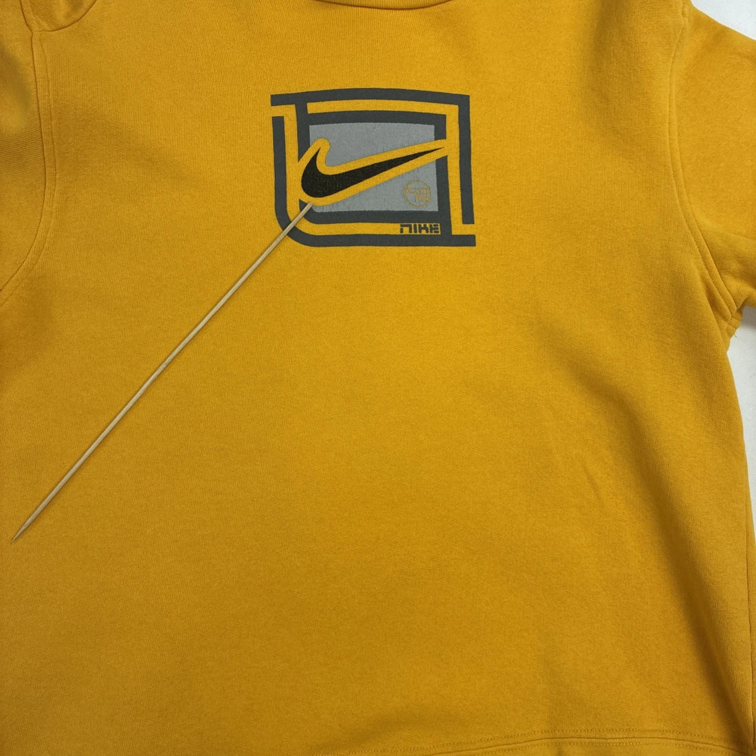 Vintage Nike Crewneck Sweatshirt Size XL Yellow Embroidered Swoosh