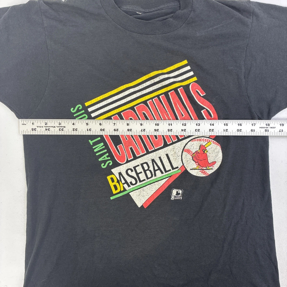 Vintage St. Louis Cardinals T-Shirt Size Small 90s MLB