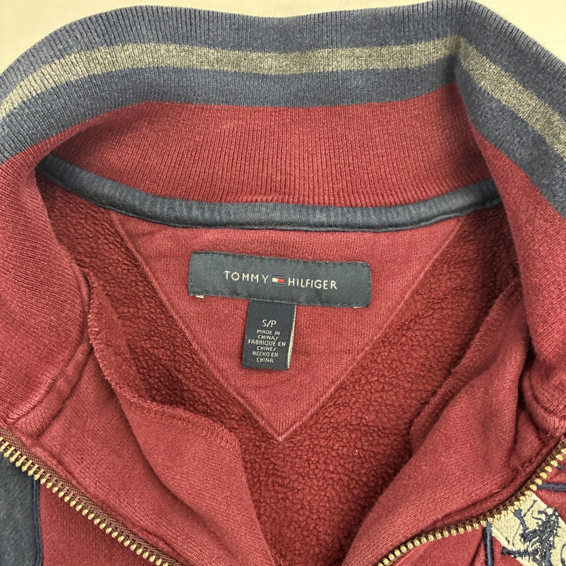 Tommy Hilfiger 1/4 Zip Pullover Sweater Size Small Red