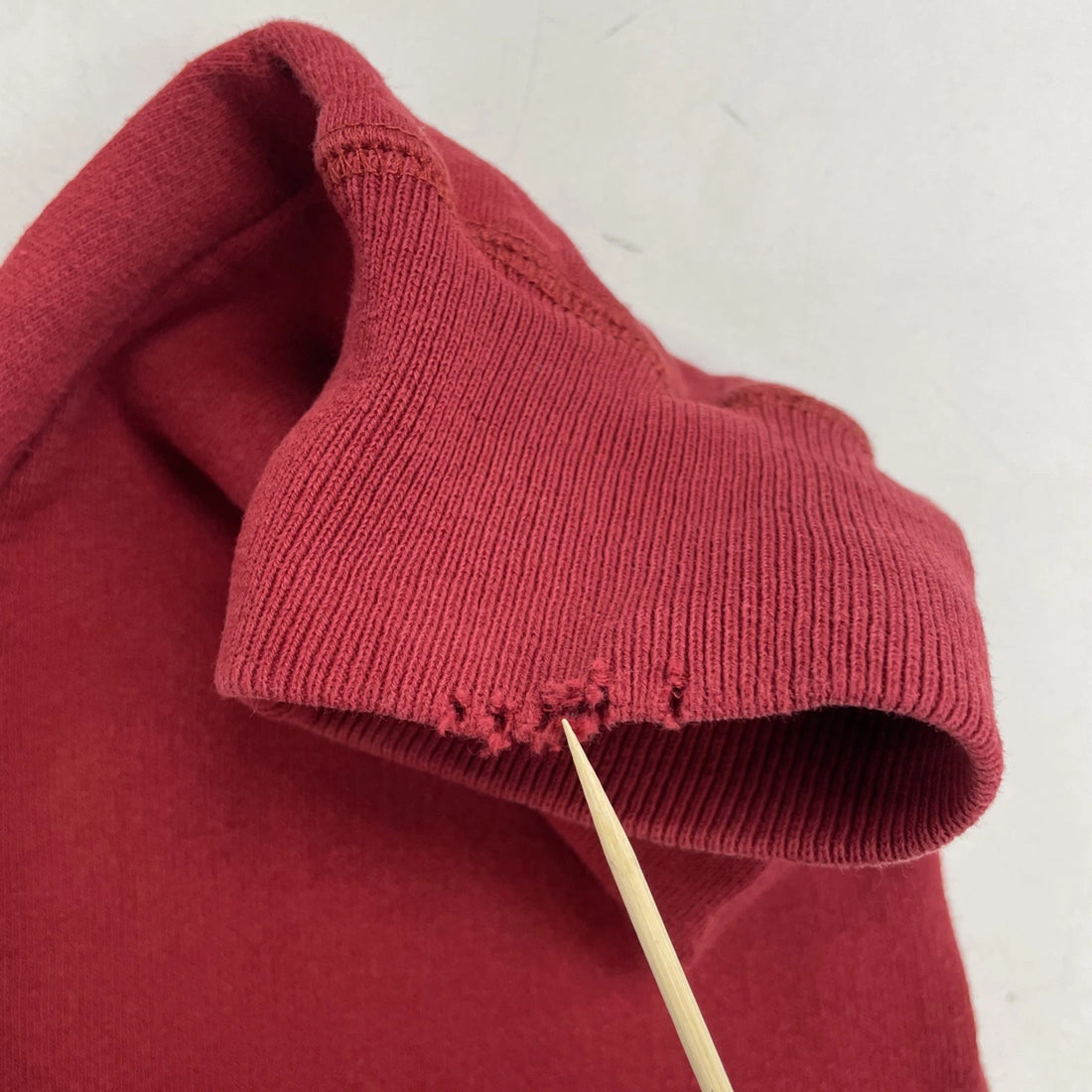 Vintage Roots Canada 1/4 Zip Pullover Sweatshirt Size Large Red