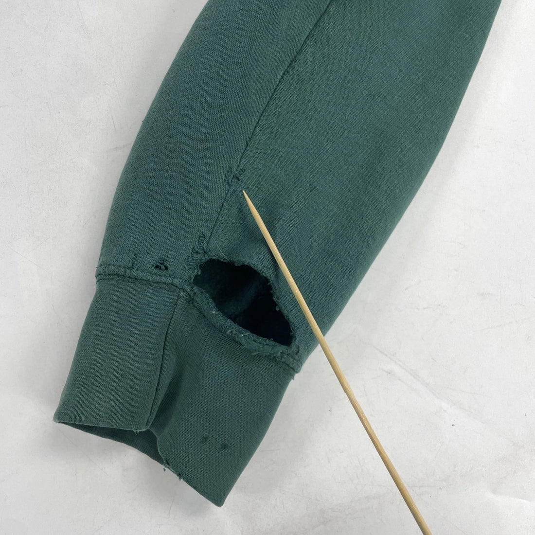 Hawaii Rainbow Warriors Sweatshirt Hoodie Size Large NCAA