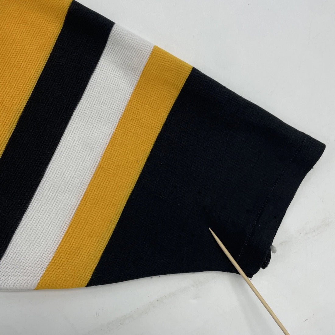 Vintage Pittsburgh Penguins CCM Jersey Size Large 90s NHL