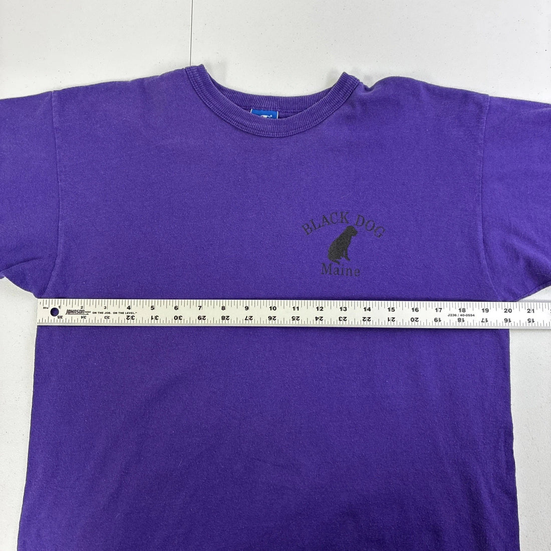 Vintage Black Dog Maine Champion T-Shirt Size Large 80s