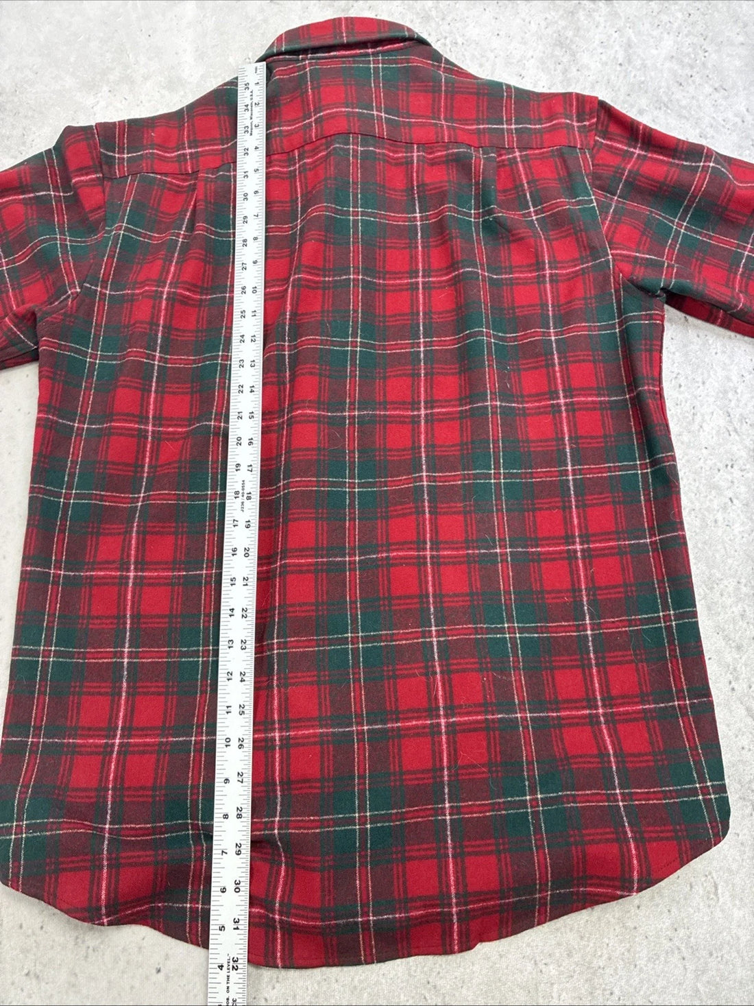 Vintage Pendleton Wool Lodge Button Up Shirt Size Medium