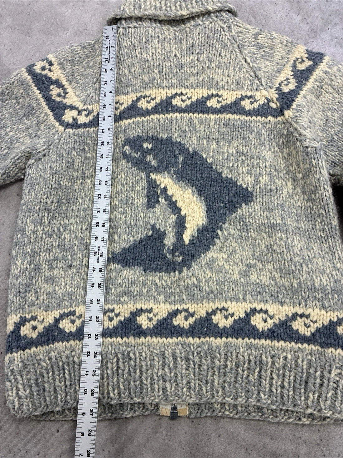 Fish Wool Knit Cowichan Sweater Size Large Vintage