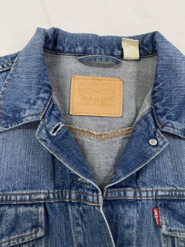 Vintage Levi's Strauss & Co Denim Trucker Jean Jacket Size XL Blue