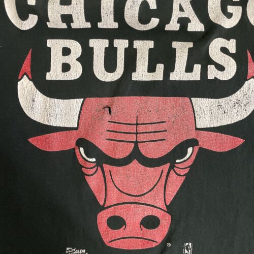 Vintage Chicago Bulls T-Shirt Size Large 90s NBA