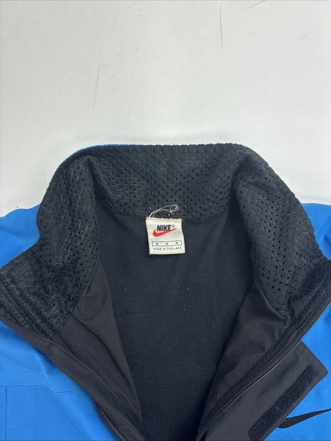 Vintage Nike Windbreaker Light Jacket Size Medium Blue