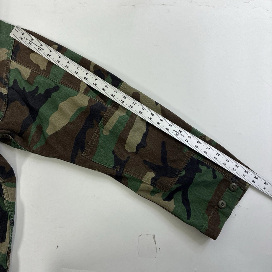 Vintage U.S. Army Hot Weather Woodland Camo Combat Jacket Size Large Long